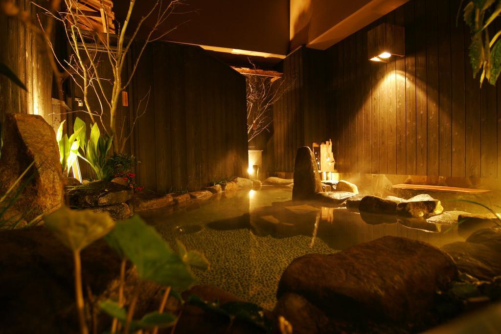 Dormy Inn Kumamoto Natural Hot Spring Buitenkant foto